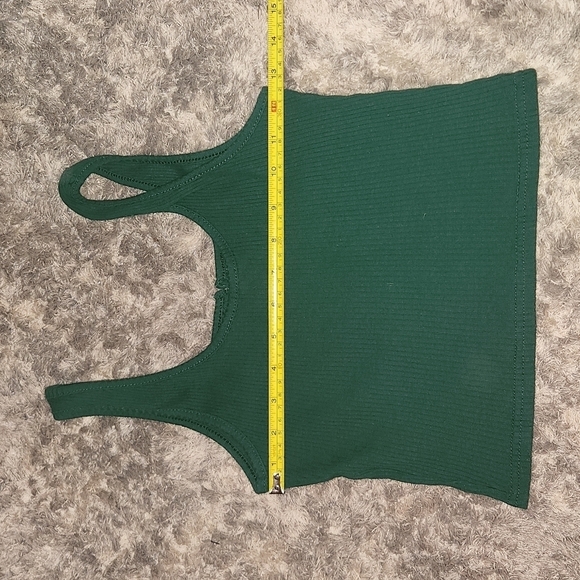 Green Button Front Crop Top - Picture 3 of 4